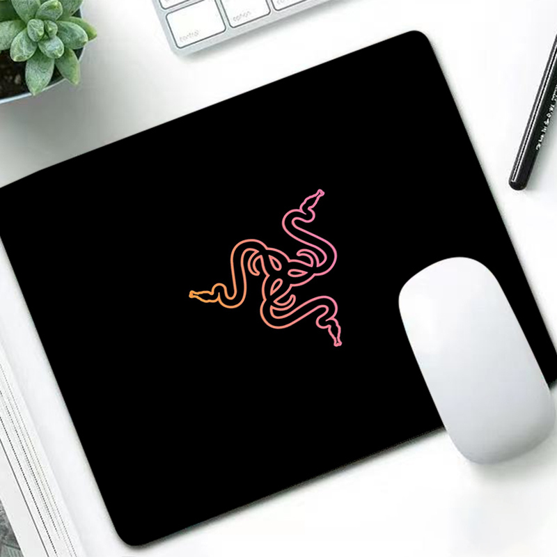 Razer Luxe Muismat Anime Gamer - Tech Accessories For Office Desk recensie en prijs
