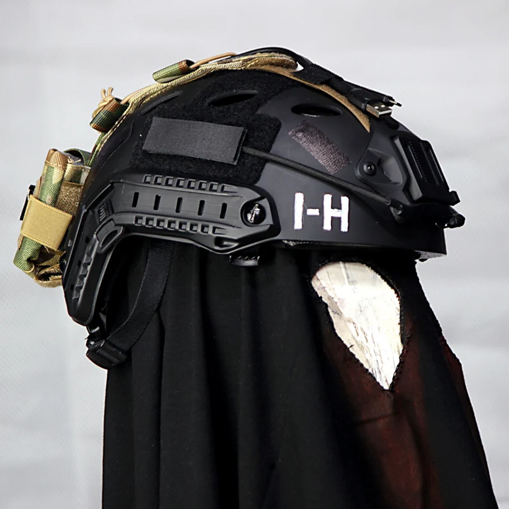 Konig Helmmasker V2 - COD Airs - Tech Wear Accessories recensie en prijs